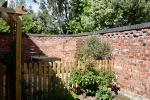 Gardens- click for photo gallery